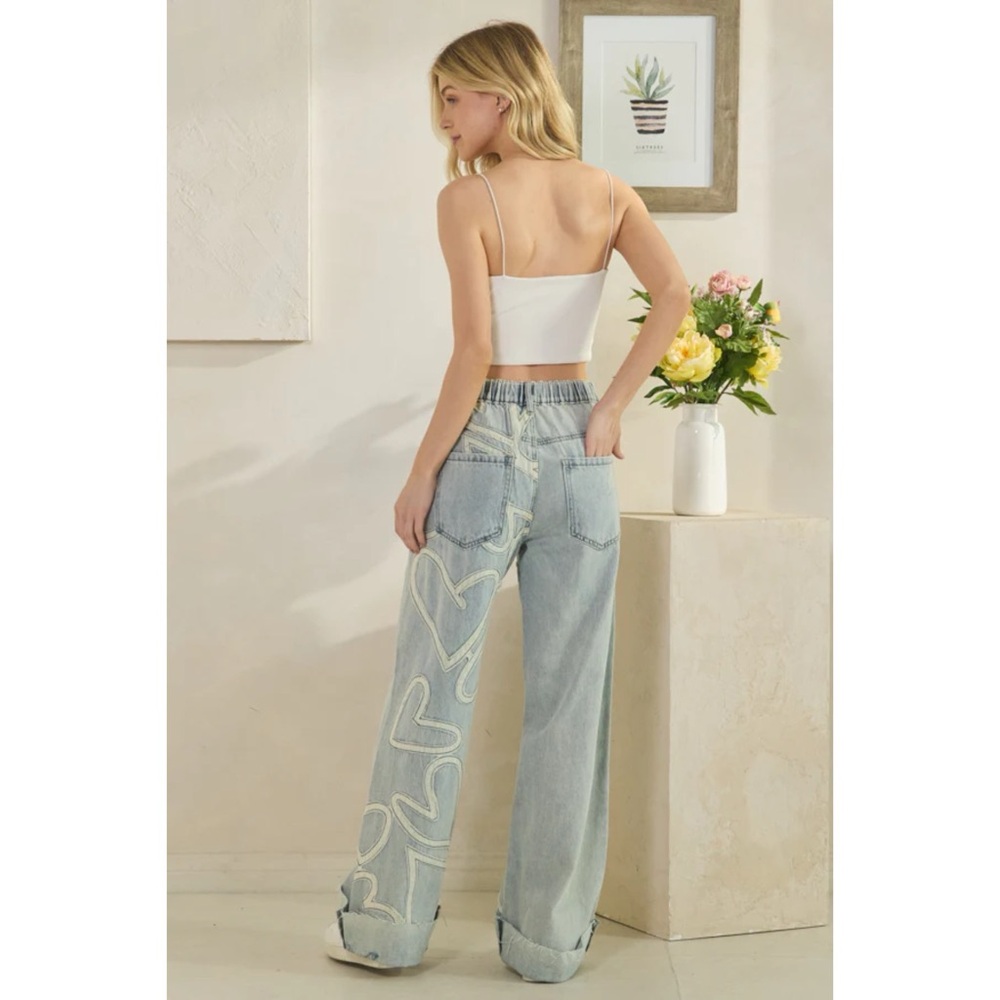 Oli & Hali Heart Patch Straight Wide Leg Jeans in Light Wash - Picture 8 of 8